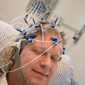 EEG (Hirnstrommessung)